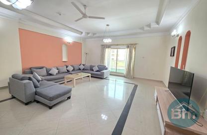 Apartment - 3 - 3 for rent in Al Juffair - Capital Governorate