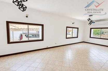 Villa - 3 - 3 for rent in Saar - Northern Governorate