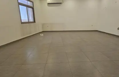 Apartment - 3 Bedrooms - 3 Bathrooms for rent in Alhajiyat - Riffa - Southern Governorate