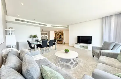 Apartment - 2 Bedrooms - 4 Bathrooms for rent in Amwaj Avenue - Amwaj Islands - Muharraq Governorate