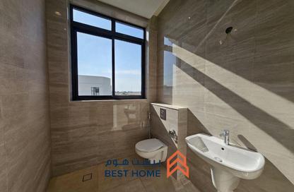 Villa - 3 Bedrooms - 5 Bathrooms for sale in Saraya 2 - Bu Quwah - Northern Governorate