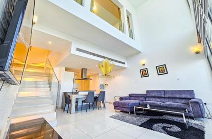Apartment - 3 Bedrooms - 3 Bathrooms for rent in Al Juffair - Capital Governorate