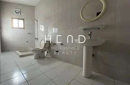 Apartment - 2 Bedrooms - 2 Bathrooms for rent in Busaiteen - Muharraq Governorate