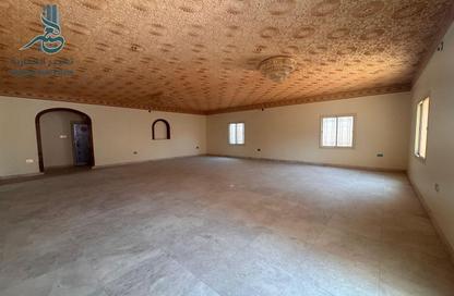 Villa - 6 Bedrooms - 6 Bathrooms for rent in Hamad Town - Northern Governorate