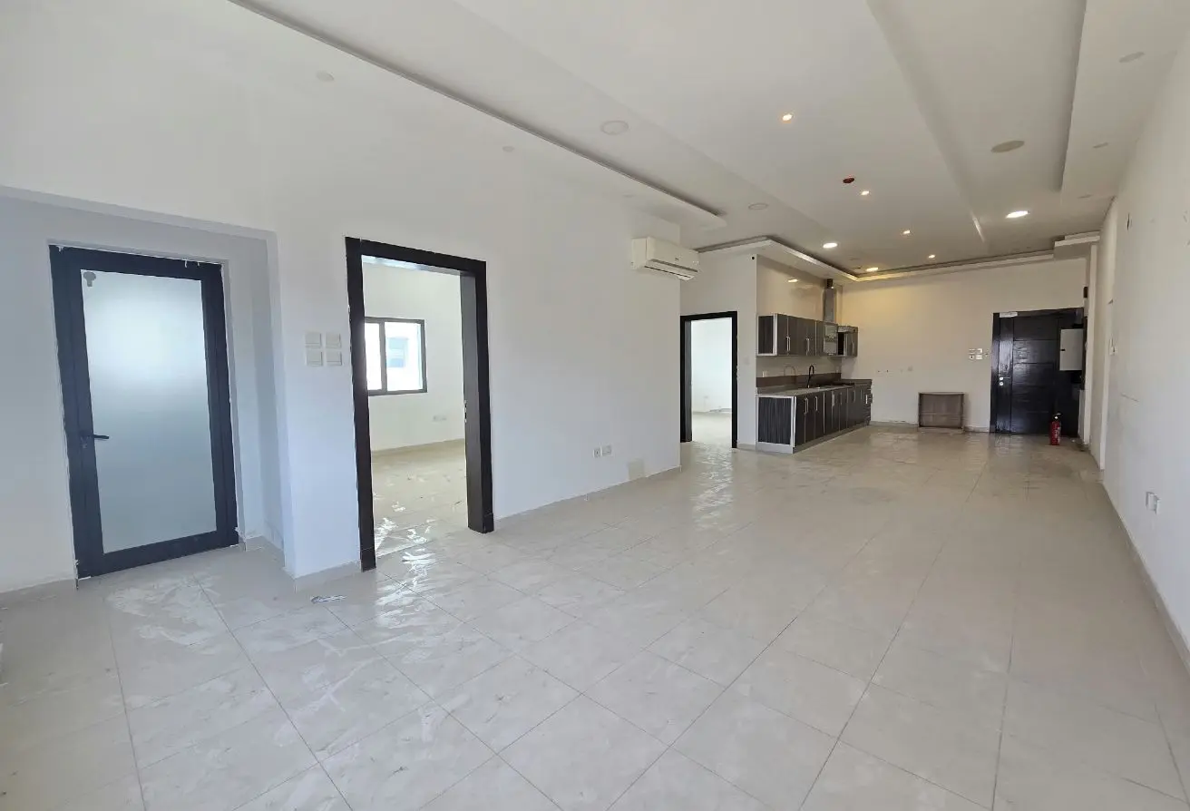 57877000 - Property Main Image