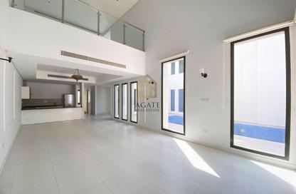 Villa - 4 - 5 for rent in Saar - Northern Governorate
