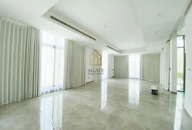 57236838 - Property Image 2