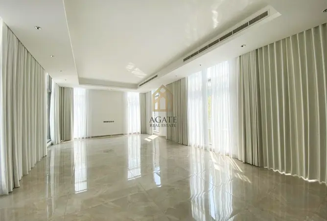 57236838 - Property Image 3
