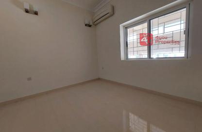 Apartment - 2 Bedrooms - 2 Bathrooms for rent in Karbabad - Manama - Capital Governorate Apartment - 2 Bedrooms - 2 Bathrooms for rent in Karbabad - Manama - Capital Governorate