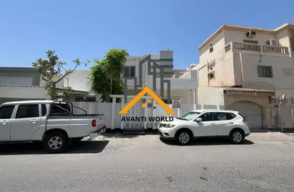 Villa - 4 Bedrooms - 4 Bathrooms for rent in Zinj - Manama - Capital Governorate