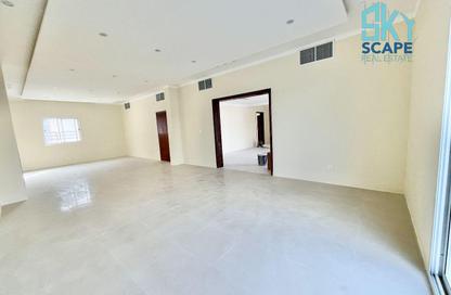 Villa - 4 Bedrooms - 4 Bathrooms for rent in Saar - Northern Governorate