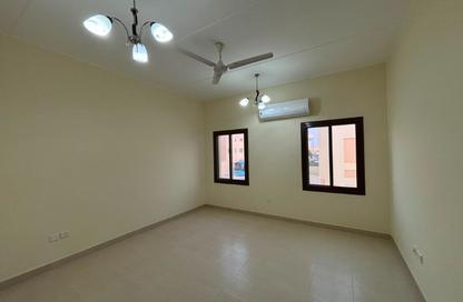 Villa - 5 Bedrooms - 5 Bathrooms for rent in Jannusan - Northern Governorate