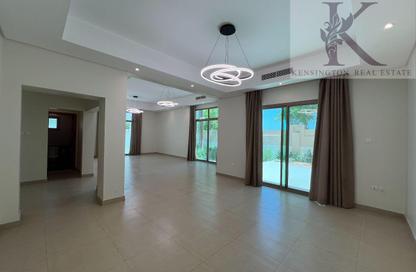 Compound - 5 Bedrooms - 6 Bathrooms for rent in Hamala - Northern Governorate Compound - 5 Bedrooms - 6 Bathrooms for rent in Hamala - Northern Governorate
