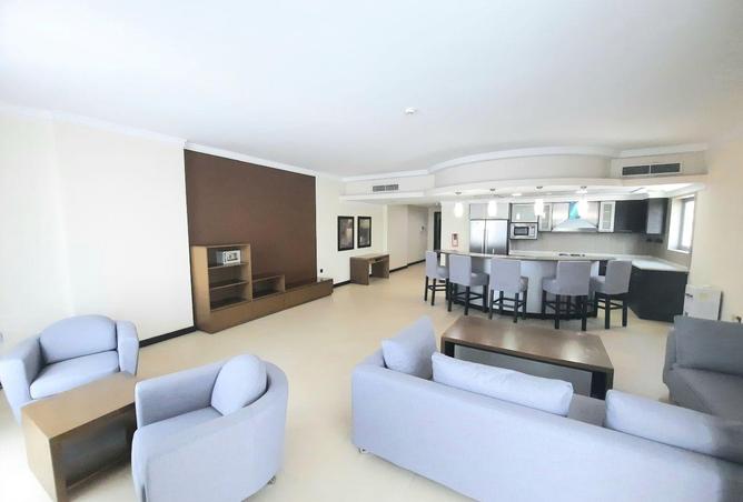 992073 - Property Image 2