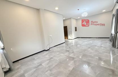 Apartment - 2 - 2 for rent in Zinj - Manama - Capital Governorate Apartment - 2 - 2 for rent in Zinj - Manama - Capital Governorate