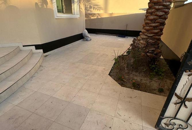 51443335 - Property Image 2