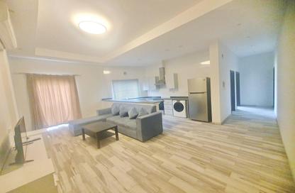 Apartment - 2 Bedrooms - 2 Bathrooms for rent in Al Juffair - Capital Governorate