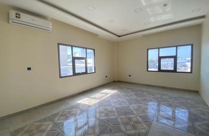 Apartment - 2 Bedrooms - 2 Bathrooms for rent in Salmabad - Central Governorate