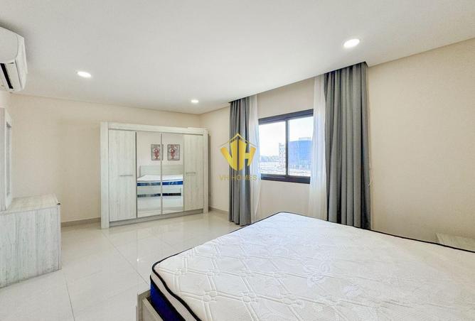 1002448 - Property Image 2