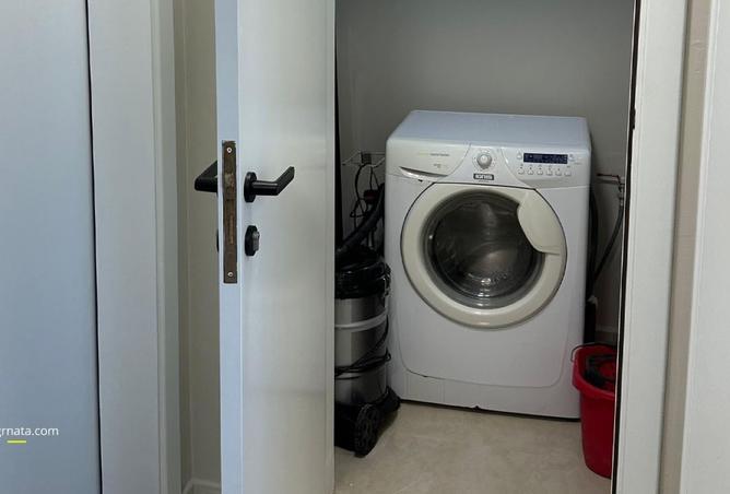 994438 - Property Image 2