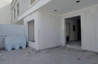 Villa - 3 Bedrooms - 5 Bathrooms for sale in Busaiteen - Muharraq Governorate
