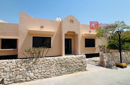 Villa - 3 - 3 for rent in Saar - Northern Governorate