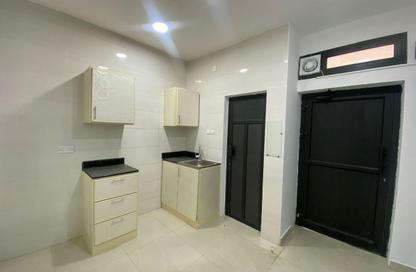 Apartment - 1 Bedroom - 1 Bathroom for rent in Hamad Town - Northern Governorate
