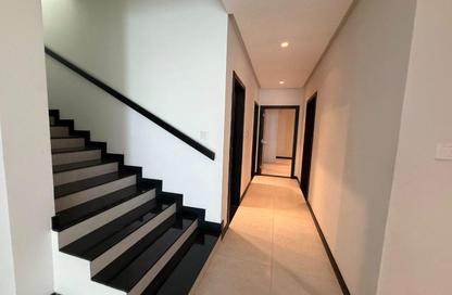 Apartment - 3 Bedrooms - 4 Bathrooms for rent in Reef Island - Capital Governorate