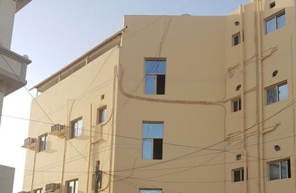 عمارة بالكامل - 7+ - 7+ للبيع في الحد - المحرق