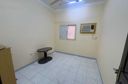 عمارة بالكامل - 7+ - 7+ للبيع في الحد - المحرق