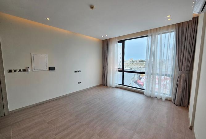 56037499 - Property Image 3