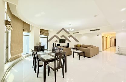 Apartment - 3 Bedrooms - 5 Bathrooms for rent in Seef - Capital Governorate