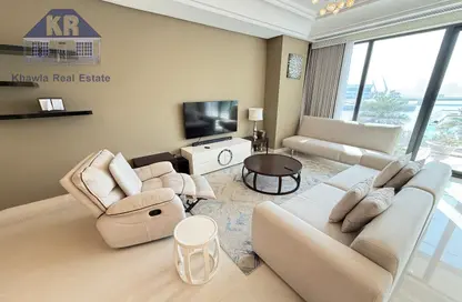 Apartment - 2 Bedrooms - 3 Bathrooms for rent in Reef Island - Capital Governorate