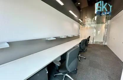 مكتب - 5 غرف نوم - 2 حمامات للايجار في خليج البحرين - محافظة العاصمة