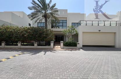 Compound - 5 Bedrooms - 6 Bathrooms for rent in Saar - Northern Governorate Compound - 5 Bedrooms - 6 Bathrooms for rent in Saar - Northern Governorate