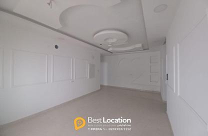Apartment - 5 Bedrooms - 4 Bathrooms for sale in Al Bahair - Riffa - Southern Governorate
