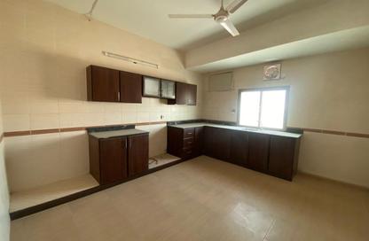 Apartment - 2 Bedrooms - 2 Bathrooms for rent in Sanad - Central Governorate