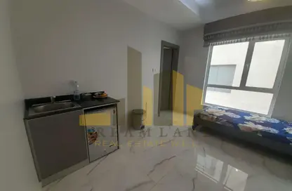 Apartment - 1 Bathroom for rent in Mahooz - Manama - Capital Governorate