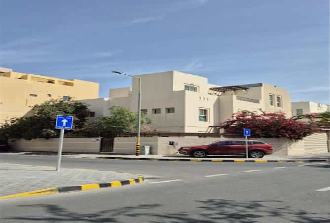 52091304 - Property Main Image