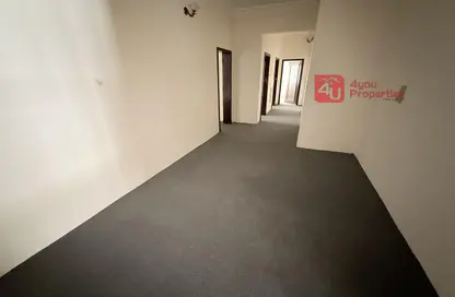 Apartment - 2 Bedrooms - 2 Bathrooms for rent in Um Al Hasam - Manama - Capital Governorate
