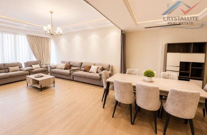 Apartment - 3 - 4 for rent in Abraj Al Lulu - Manama - Capital Governorate