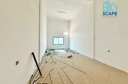 Shop - Studio - 2 Bathrooms for rent in Alhajiyat - Riffa - Southern Governorate