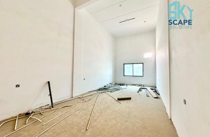 Shop - Studio - 2 for rent in Alhajiyat - Riffa - Southern Governorate