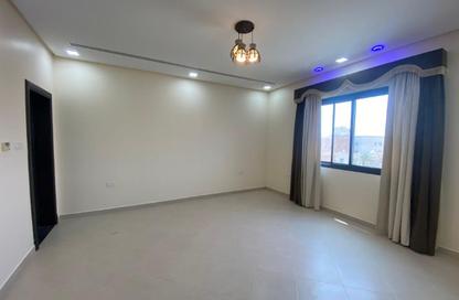Apartment - 2 Bedrooms - 2 Bathrooms for rent in Saar - Northern Governorate