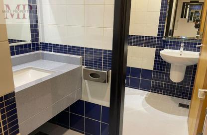 Apartment - 3 - 4 for rent in Abraj Al Lulu - Manama - Capital Governorate
