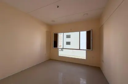 Office Space - 2 Bedrooms - 2 Bathrooms for rent in Seef - Capital Governorate