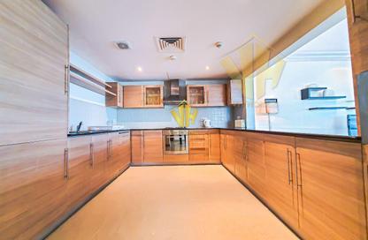 Apartment - 2 Bedrooms - 4 Bathrooms for rent in Al Juffair - Capital Governorate