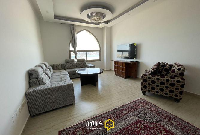 989270 - Property Image 2