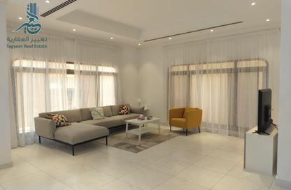 Villa - 4 - 5 for rent in Saar - Northern Governorate