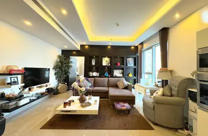 Apartment - 1 Bedroom - 1 Bathroom for sale in Al Juffair - Capital Governorate